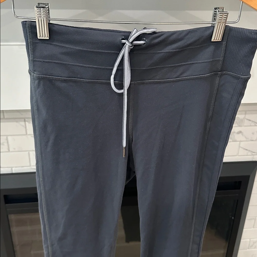 Athleta Charcoal grey Leggings pants with Drawstring - Picture 2 of 4